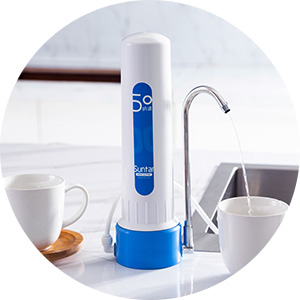 净水机，有的净水机使用的是黑金膜（石墨烯膜），有的是陶瓷膜供用户选择。